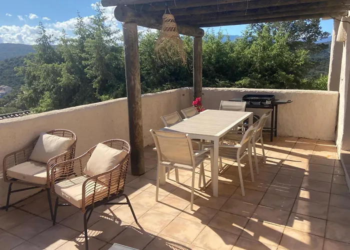 Santa Giulia Paradise *